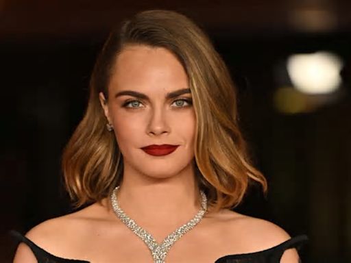 Las sorprendentes imágenes de la mansión de Cara Delevingne devorada por un incendio