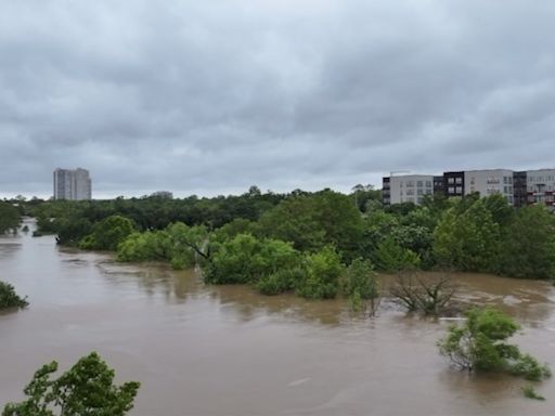 Storm Beryl kills three, knocks out power for 2.7 million in Texas