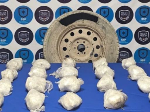 Narco en Coahuila pierde cargamento de metanfetamina valuado en 26 millones de pesos