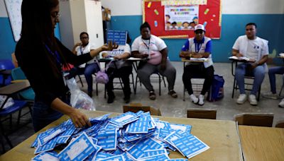 Vote counting begins in Panama presidential race focused on economy, corruption