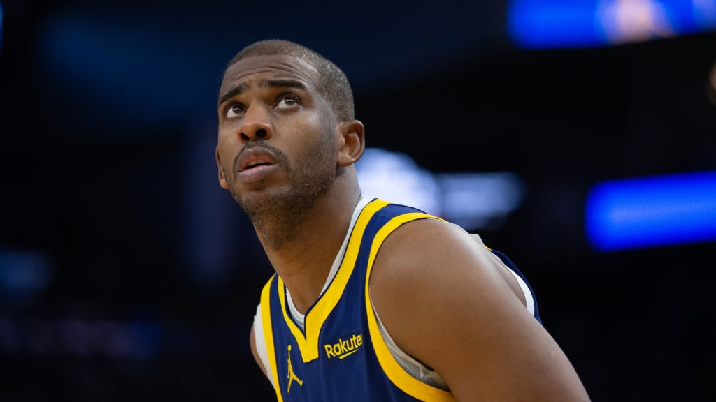 Warriors could opt to waive Chris Paul during the summer