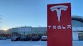 Norway wealth fund pushes Tesla for union recognition, will keep its stake