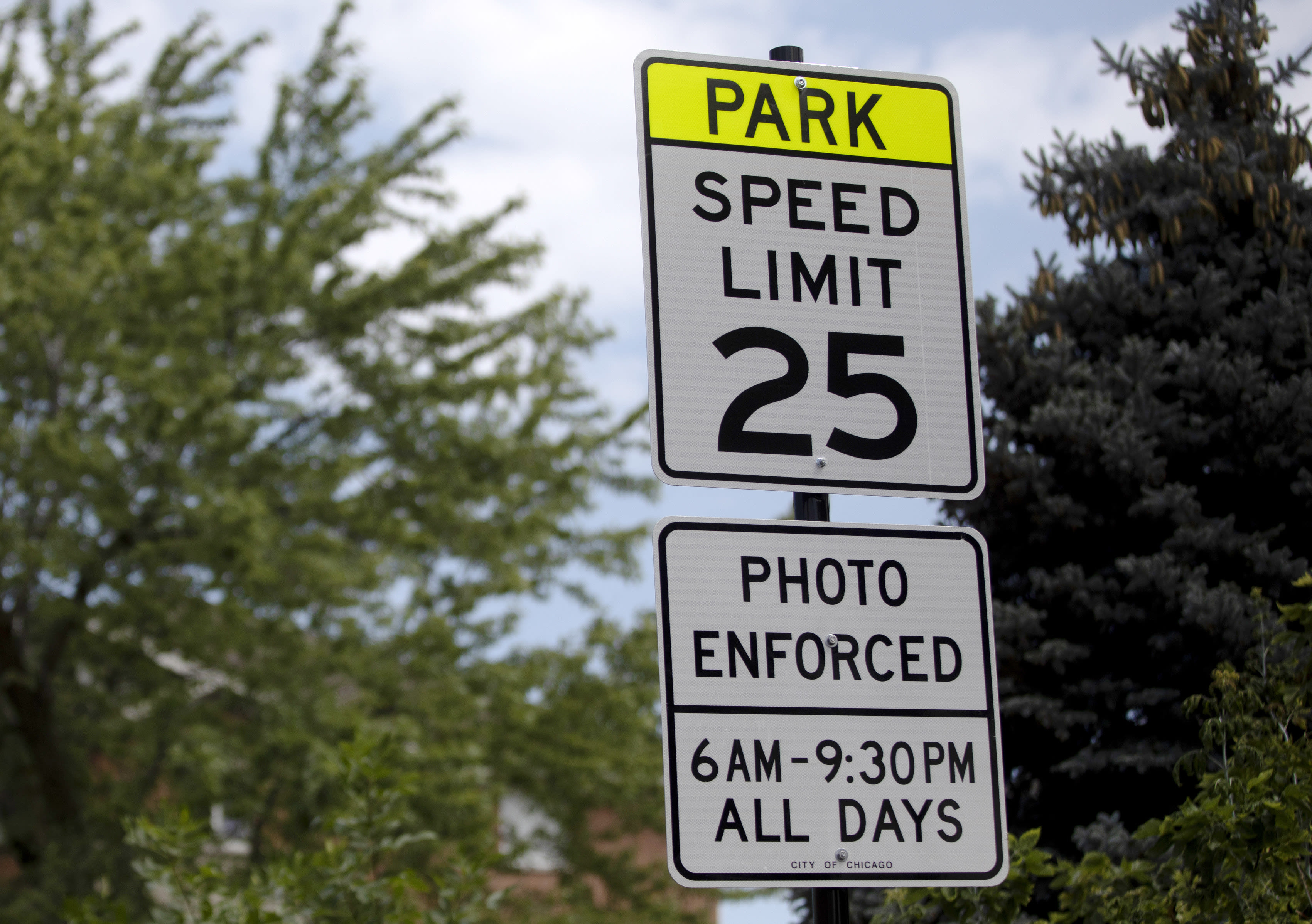 Editorial: Go carefully with that 25 mph speed limit plan, Chicago