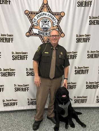 Sheriff department introduces new facility dog