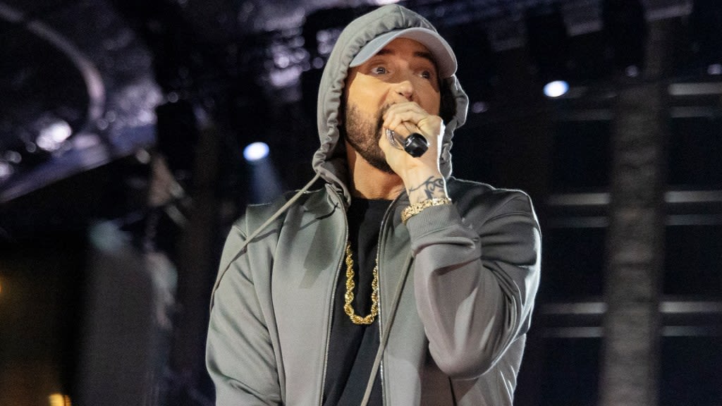 Eminem Dethrones Taylor Swift On Album Chart After Three Months