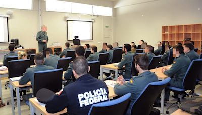 Instrucción militar y formación superior: así es el Centro Universitario de la Guardia Civil