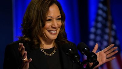 Kamala Harris felicita a Claudia Sheinbaum tras asumir como la primera presidenta de México | CNN