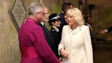 La reina Camilla cuenta cómo se encuentra Carlos III tras comenzar su tratamiento contra el cáncer