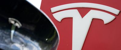 Tesla Investor Relations Head Leaving Company