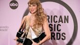 See the American Music Awards 2022 Complete List of Winners Here