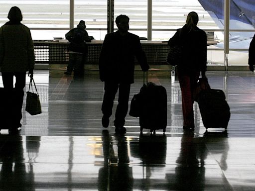 IT outage: Check flight delays and cancellations at tri-state area airports