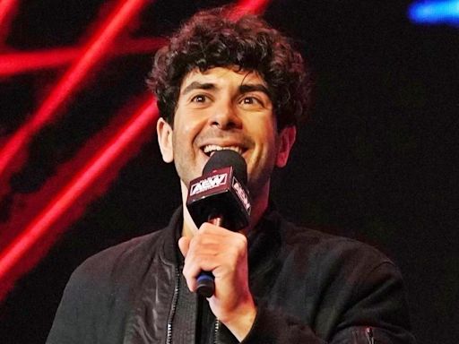 Tony Khan elogia el talento de AEW y vuelve a comparar su producto con el de WWE