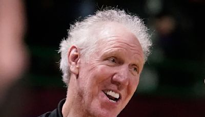 Bill Walton, Hall of Fame player who became a star broadcaster, dies of cancer at 71