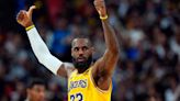 LeBron James agrees to contract extension with Lakers, source says