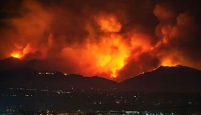 Time-lapse video shows the dramatic spread of Airport Fire in Southern California