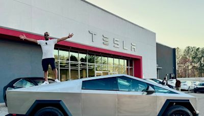 This Tesla YouTuber had 2 broken Cybertrucks, but still calls it his 'dream car'