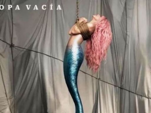 Atada como sirena: la práctica del Shibari que se viraliza gracias al videoclip de Shakira