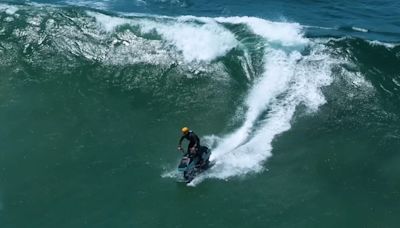 YouTuber Group The Sickos Surfed a Vintage WetBike