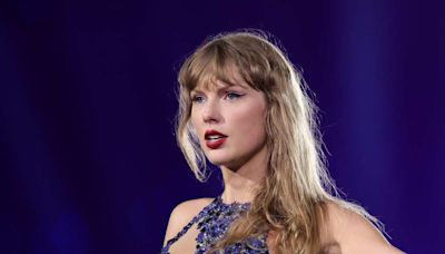 Taylor Swift Fans Are Left With 'Chills' After Moment of Silence Washes Over Warsaw Eras Tour