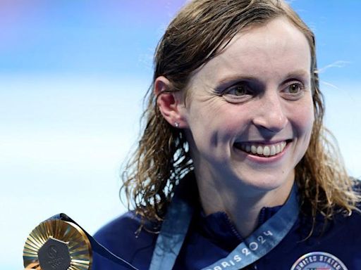 Katie Ledecky, "la mejor nadadora de nuestro tiempo" según Phelps, iguala el récord de más oros olímpicos conseguidos por una mujer