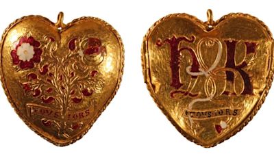 Collar de 500 años vinculado a Enrique VIII es encontrado por detectores de metales