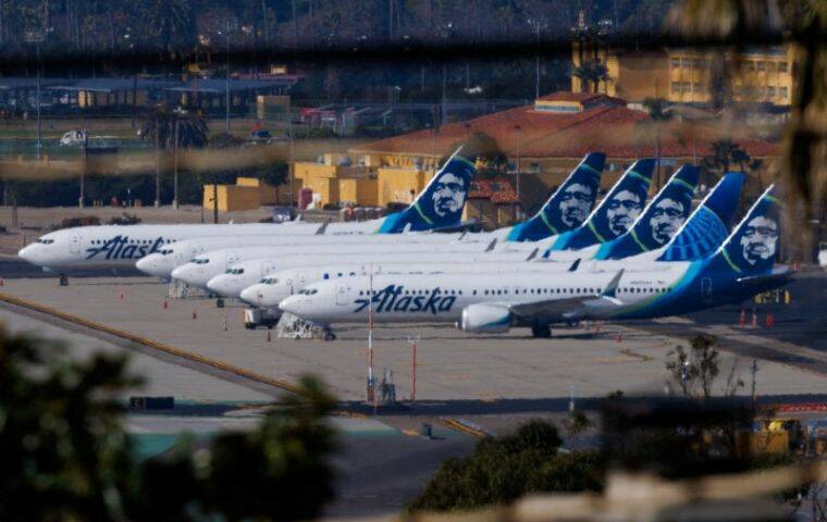 Alaska Air, Hawaiian further extend review period of proposed deal | Honolulu Star-Advertiser