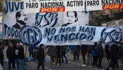 Marcha por el Día del Trabajador, en vivo: la CGT moviliza tras la votación de la reforma laboral en Diputados