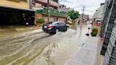 雨彈突襲！台南這地方水淹15公分 馬路變小河｜壹蘋新聞網