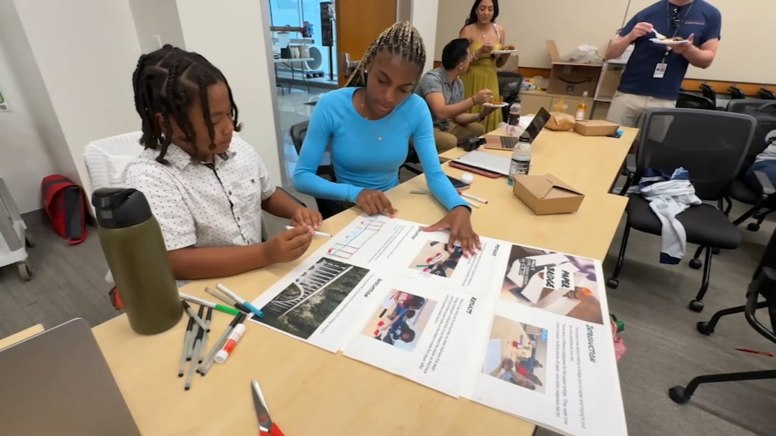 SLAC National Accelerator Laboratory hosts 21 Oakland middle schoolers for free 1-week camp
