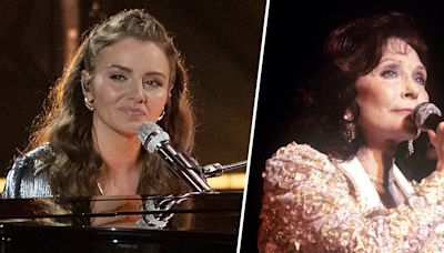 Loretta Lynn’s granddaughter honors late grandma in touching rendition of ‘Coal Miner’s Daughter’