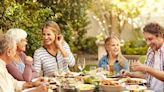 Tips for hosting the perfect outdoor dinner party