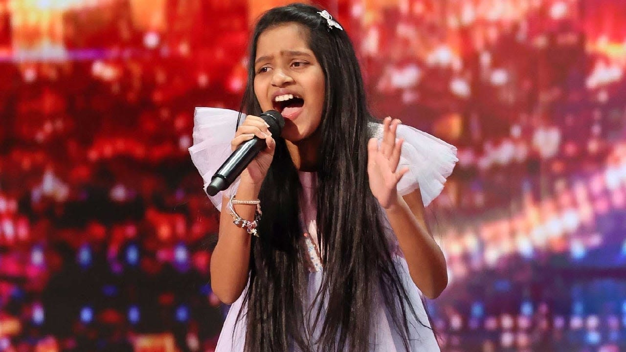 'AGT:' Heidi Klum Slams Golden Buzzer for Epic 9-Year-Old Songstress