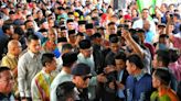 After Kedah do, Anwar crosses South China Sea to celebrate Aidilfitri with Sabahans