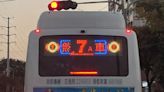 路上驚見「中二公車」 7、8年級見4字笑爛：真．老司機