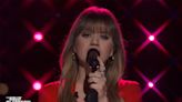 Kelly Clarkson Turns Up the Emotion for Cover of Billie Eilish’s ‘What Was I Made For?’