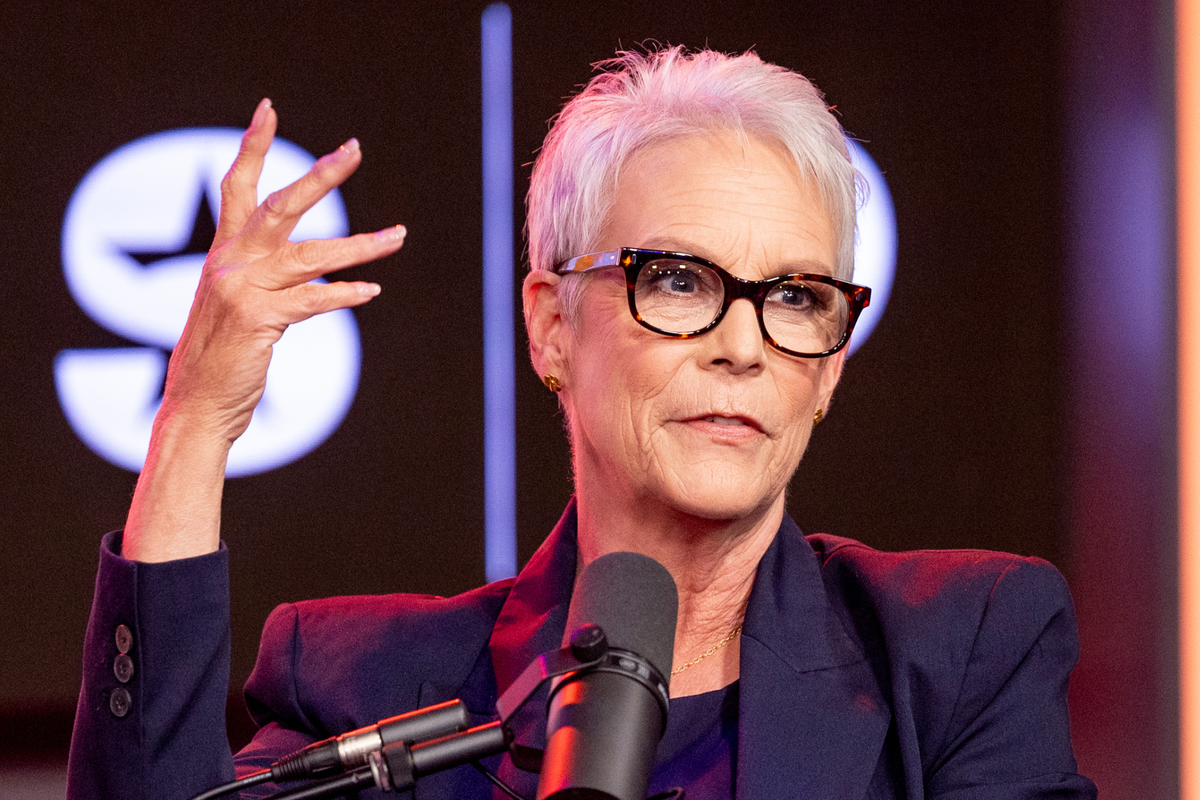 Jamie Lee Curtis reveals specific request she makes of crew members on set of her films