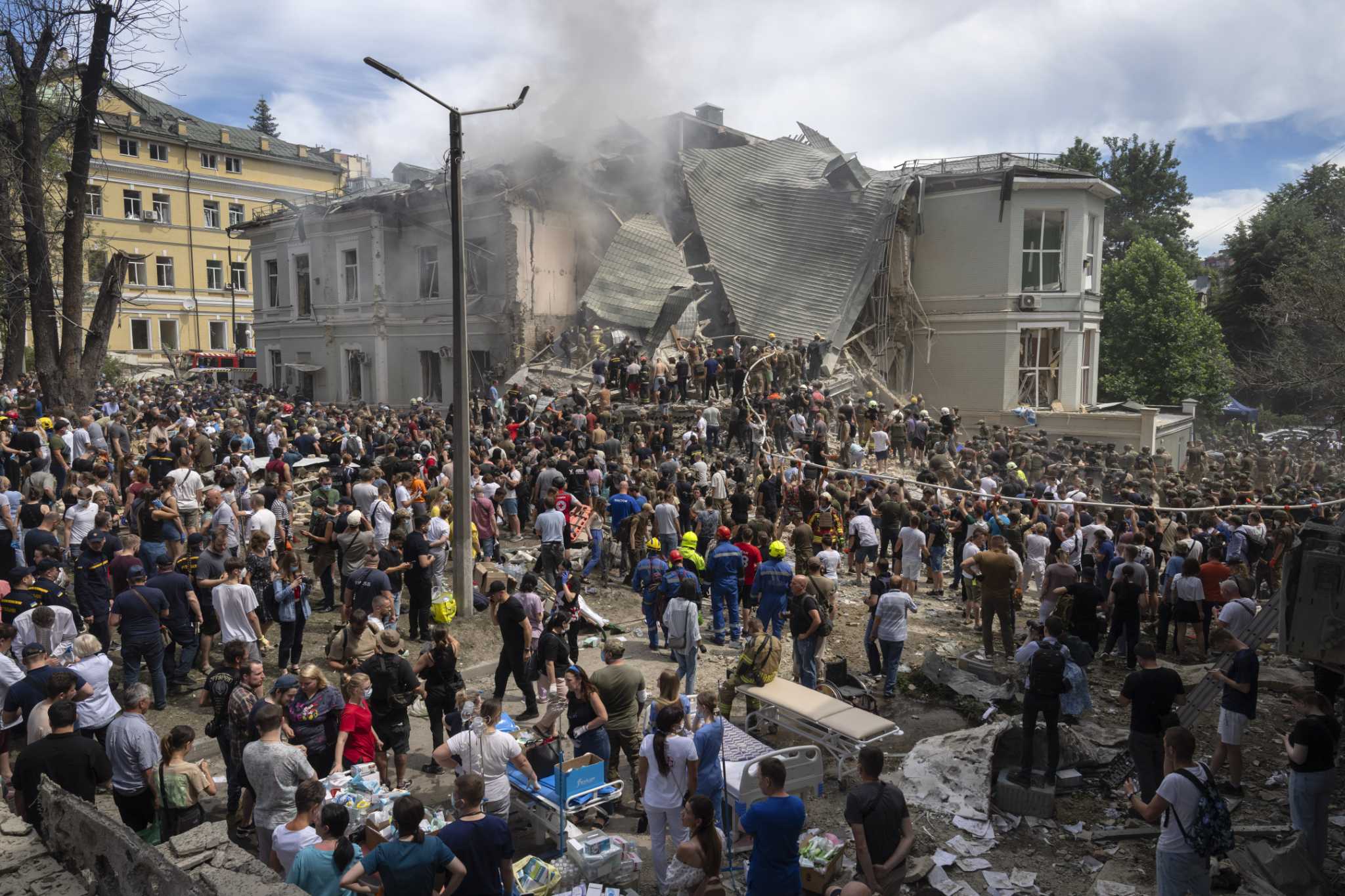 Dozens are killed as Russia bombards Ukraine. Among the buildings hit was a Kyiv children's hospital