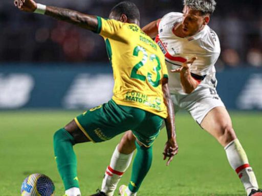 São Paulo é vaiado no MorumBIS e Calleri concorda com a torcida