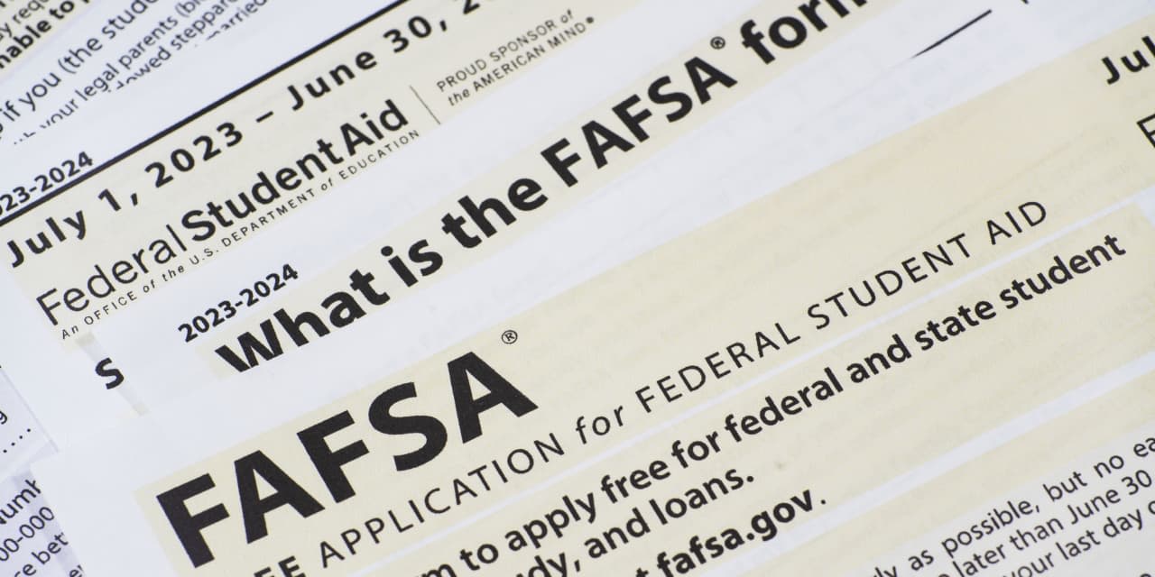 The botched FAFSA rollout made this year’s college decision season a headache. What if we got rid of the form?