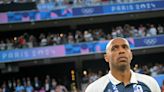 Mascherano vs Henry: luz en la cancha, opacidad en el banco