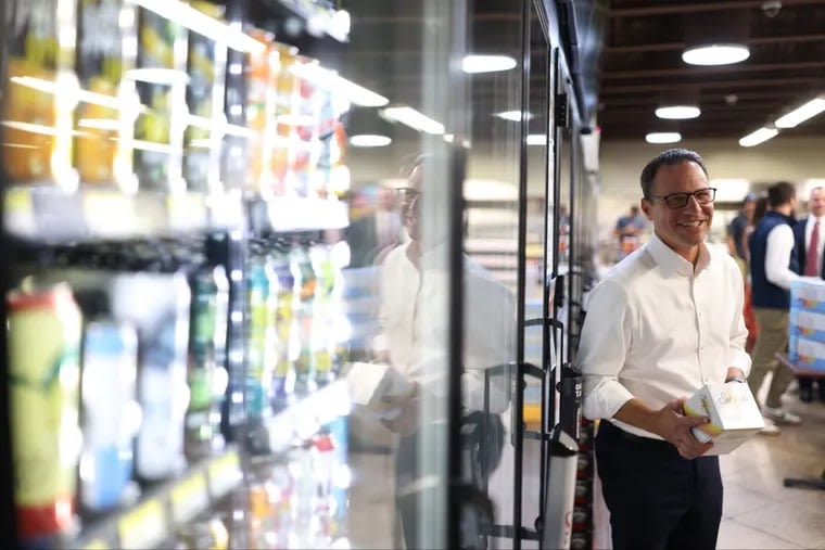 Gov. Shapiro makes a run to the store for canned cocktails but comes up empty: No ID, no booze