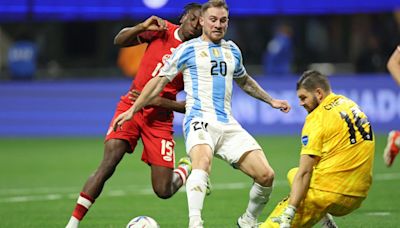 El campeón juega al ritmo de Mac Allister: las notas y el 1x1 de la Selección argentina contra Canadá en la Copa América 2024 | Goal.com Espana