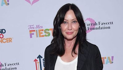 Shannen Doherty's mom and 'Beverly Hills, 90210' co-stars are among those to pay tribute to 'loving and generous' actor