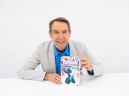 Jeff Koons and Nonprofit Startup Clever Noodle Release Children’s Literacy Game