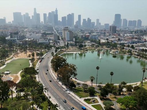 'It's bold': L.A. moves to close Wilshire Boulevard through MacArthur Park