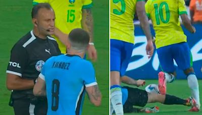 La brutal patada de Nahitan Nandez a Rodrygo que le valió la expulsión en el caliente partido entre Uruguay y Brasil