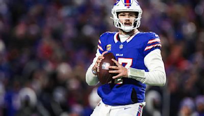 Top fantasy football quarterbacks for 2024, according to our experts