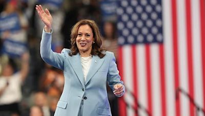 No, Kamala Harris didn't post about Donald Trump and Jeffrey Epstein | Fact check