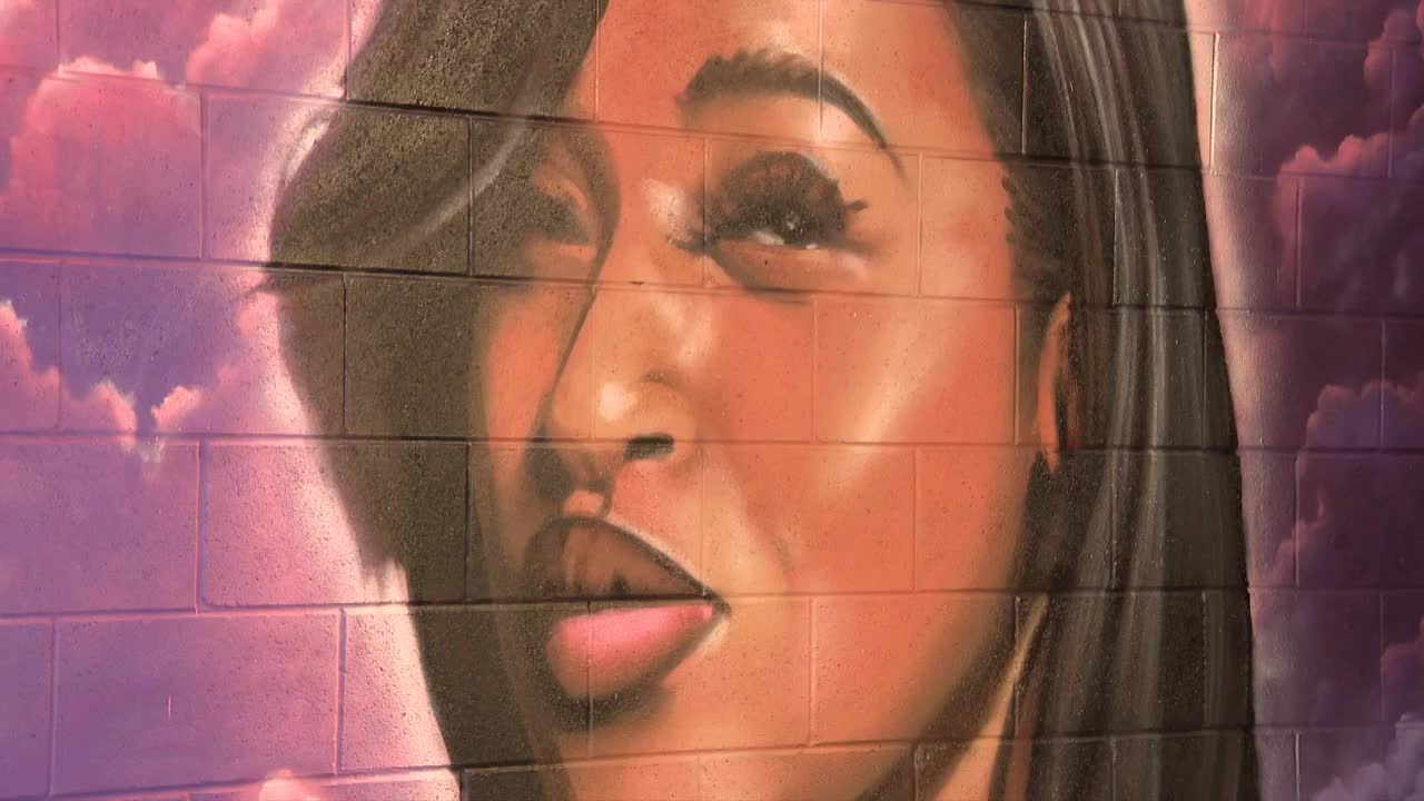 Milwaukee mural memorializes Sade Robinson; "She radiated love"