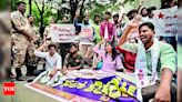 SFI protests over fee reimbursement dues | Hyderabad News - Times of India